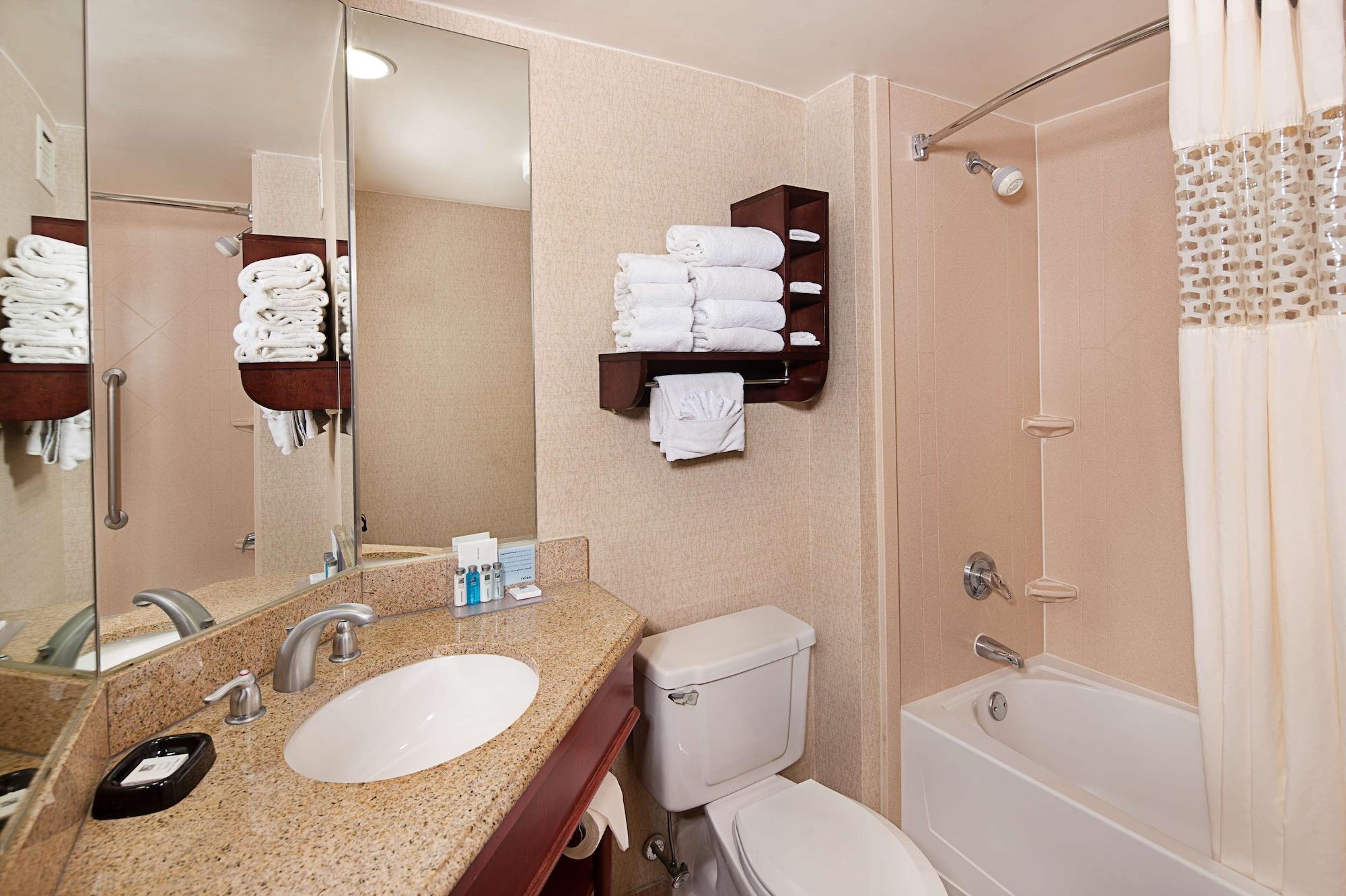 Hampton Inn Long Island/Islandia Luaran gambar